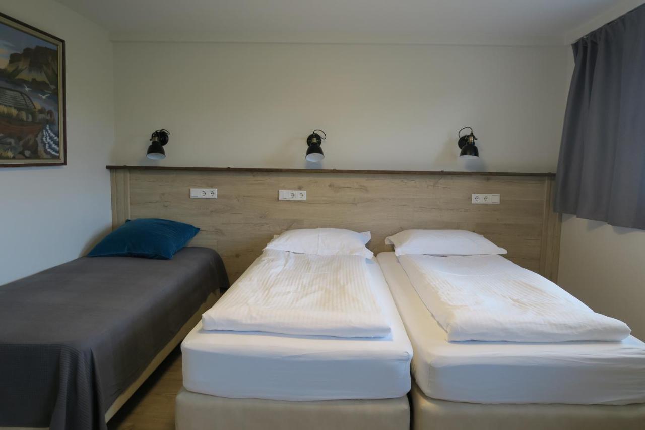 Dilksnes Guesthouse ホプン エクステリア 写真