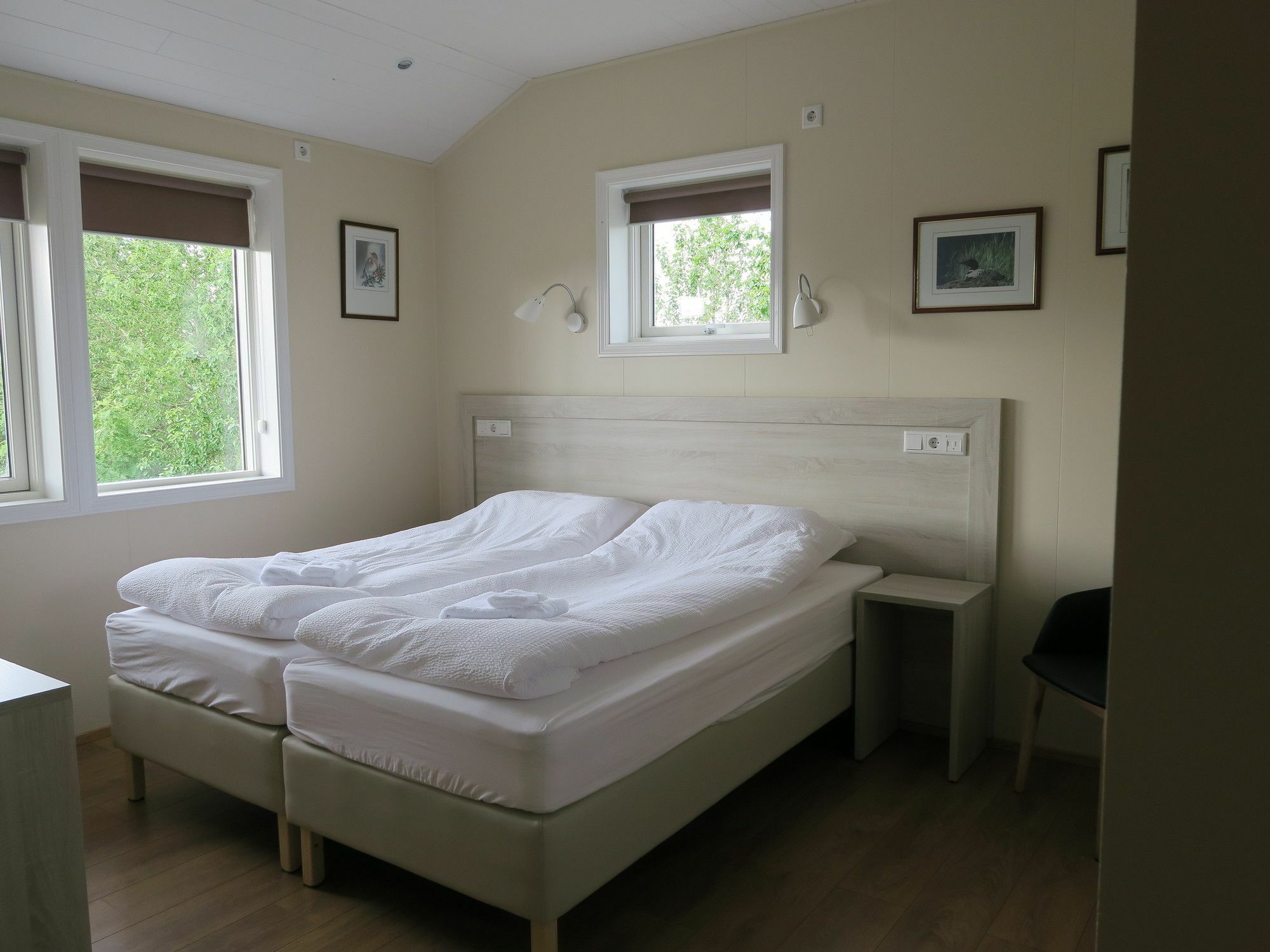 Dilksnes Guesthouse ホプン エクステリア 写真